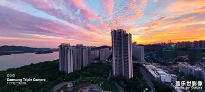 窗外風(fēng)景