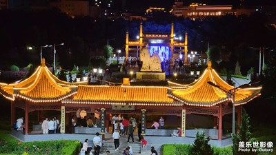 S21U夜景實拍。效果確實提升不少。