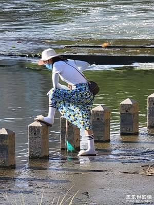 小??兒，花無(wú)缺