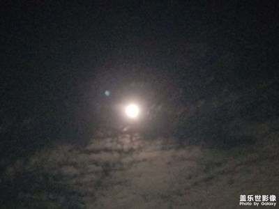 用拍照無敵的三星s8拍出最美的月亮??！