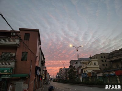 最美夕陽紅＋步步高升火燒云