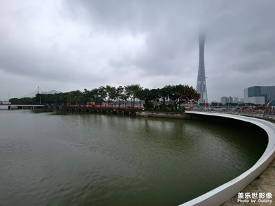 云端小蠻腰，婀娜多姿