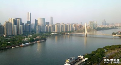 上廣州塔看電影，不到30塊，超值