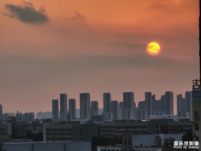 【我的夏天】城市的風(fēng)景＋燒烤配啤酒