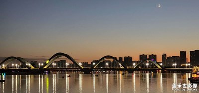 海上生鐮月，天涯共此時！2022年國慶前夕！