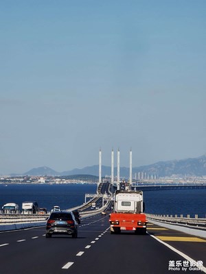 遲來的夏末秋初