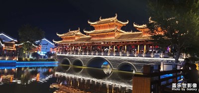 過(guò)年無(wú)事逛古城