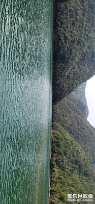 鴛鴦湖