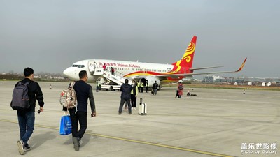 【光影記事】+ 幸?？鞓?lè)的一天