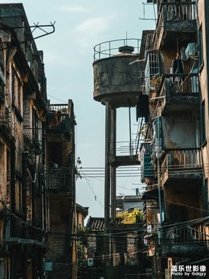 現(xiàn)實(shí)中的一文不值，成了S23U“打卡”