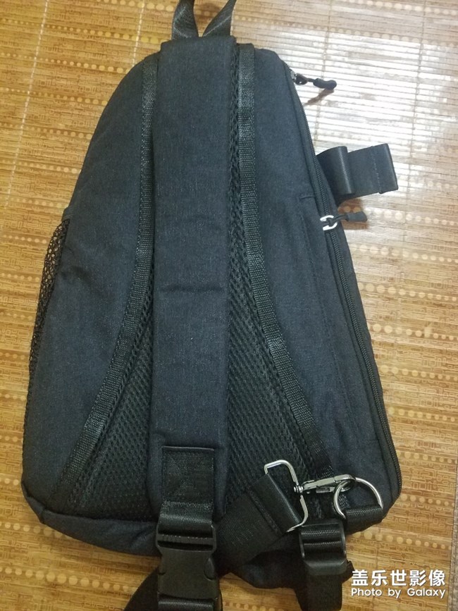 好開心收到了單肩包，點贊