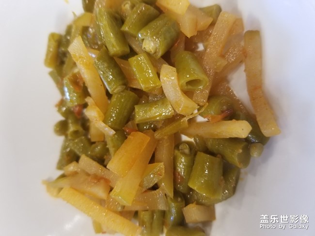 【我要吃霸王餐】+唯美食與自己不可辜負(fù)