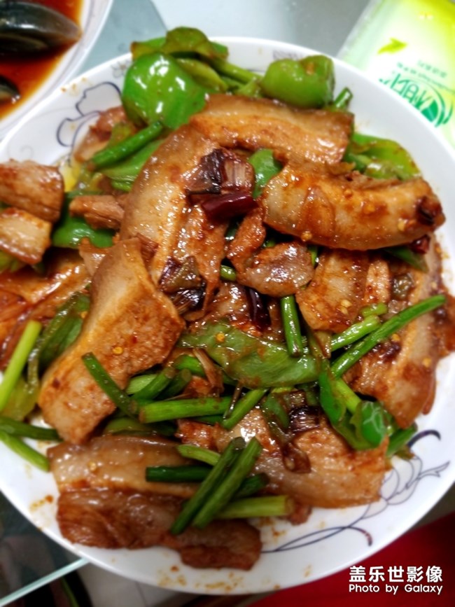【我要吃霸王餐】+唯美食與自己不可辜負(fù)