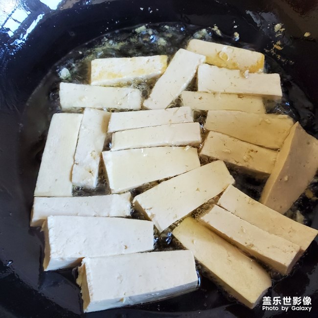 傳統(tǒng)魯菜蔥燒豆腐