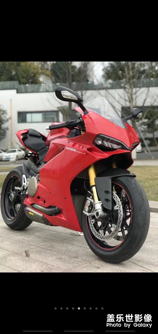 好看不   這車很暴力   不是一般人能駕馭了