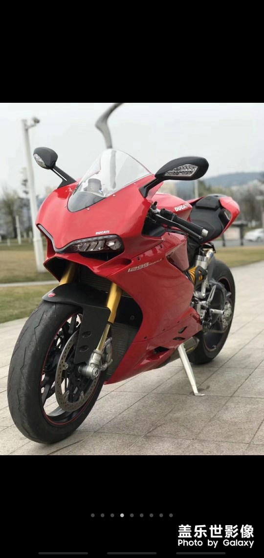 好看不   這車很暴力   不是一般人能駕馭了