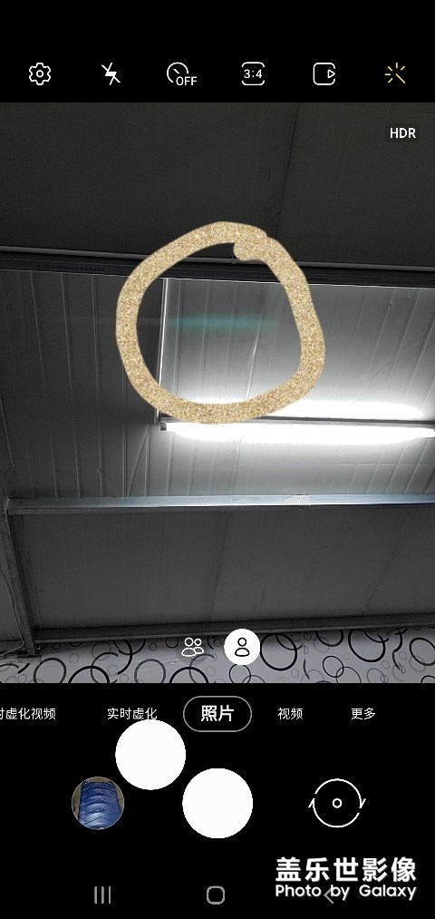 s10+前置攝像頭對(duì)光有藍(lán)點(diǎn)