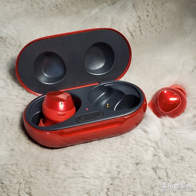 騷紅色buds+開箱