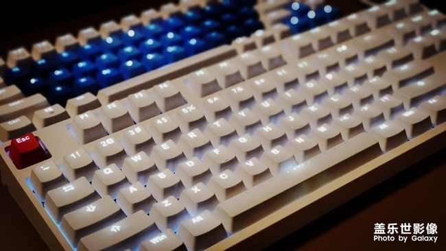 新入手一個(gè)鍵盤