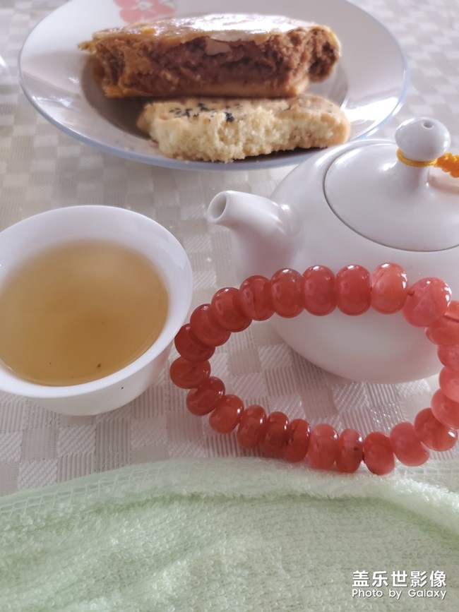 今年的白牡丹