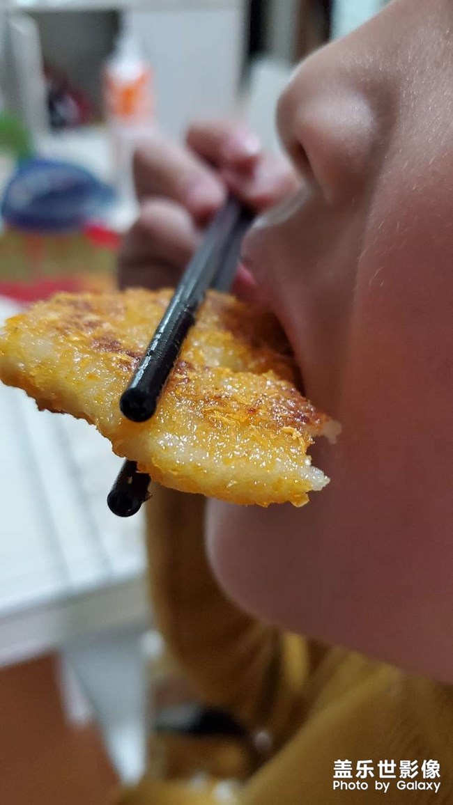 舌尖上的幸?！O(píng)果粑粑