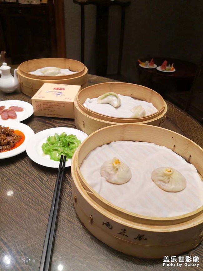 兩來風(fēng)美食