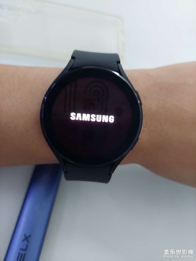 三星S4手表，這個是燒屏了？