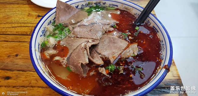 還是美食