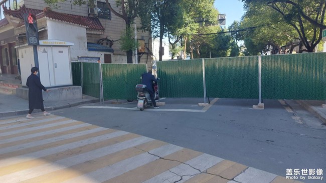 疫情下的路口