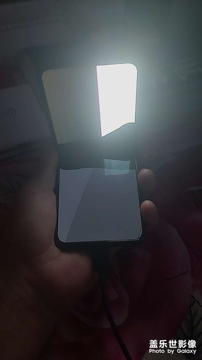 折疊屏手機(jī)就是個(gè)坑