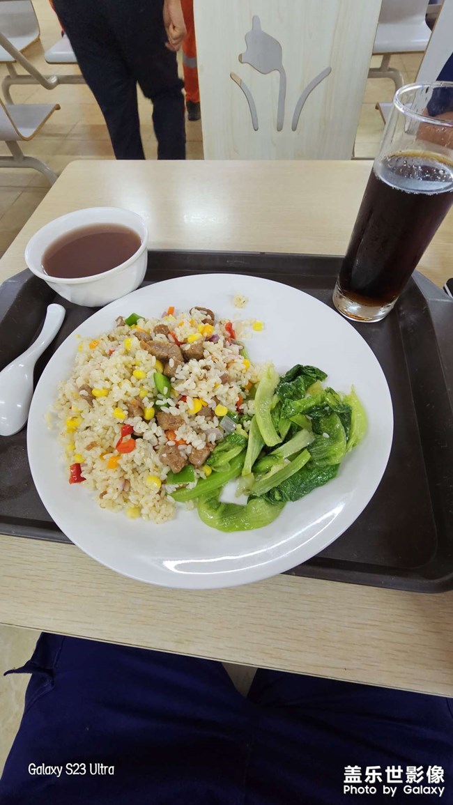 搬磚午餐